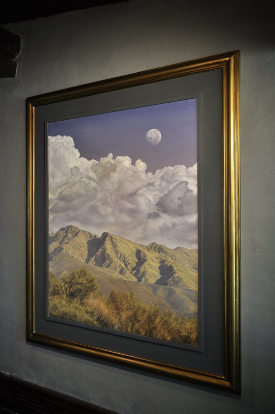 "Tan cerca y tan distante"