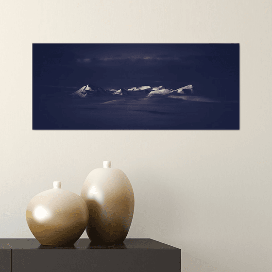 Last light Icelandic Mountains