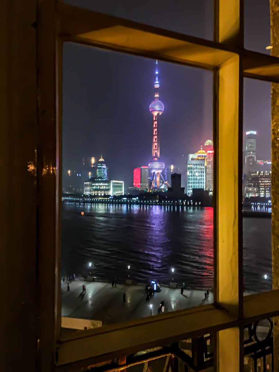 GLIMPSE OF SHANGHAI by Fabio Accorri?