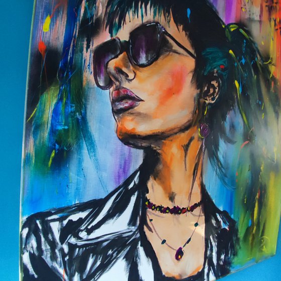 Women with sunglasses