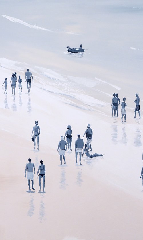 Low tide walk by Carlos Martín