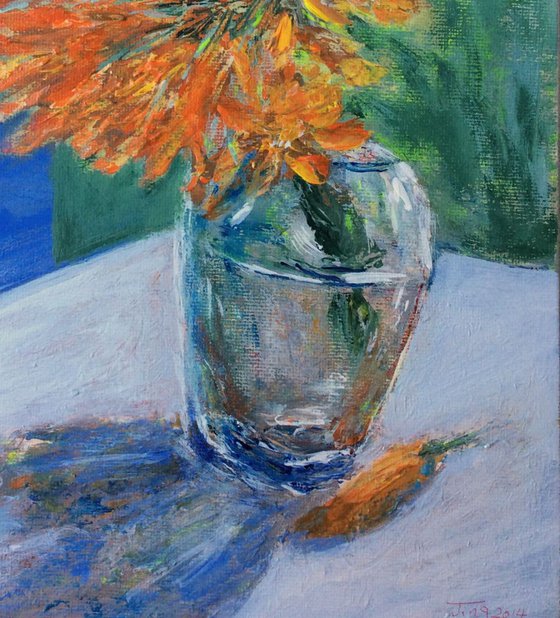Kaffir lily in a glass vase