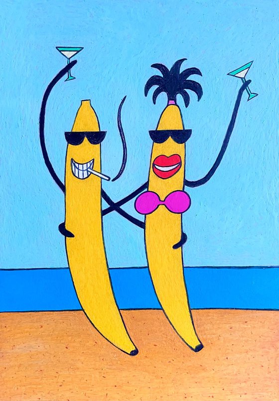 Bananas couple on the beach with Martini