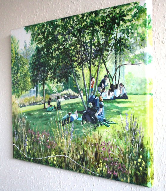 Summertime QE2 Park London