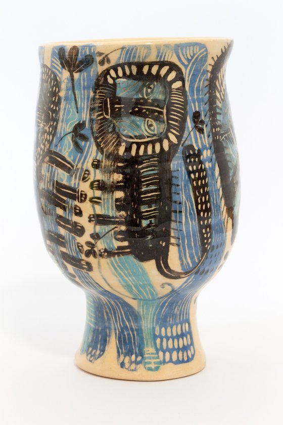Ceramic vase "Faсe" 9.5x17 cm / 3.74х6.69 inch