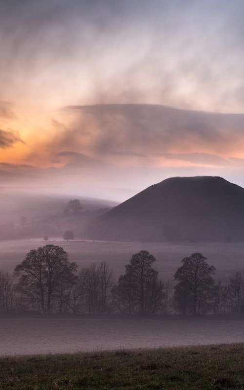Silbury Hill I by Kevin Standage