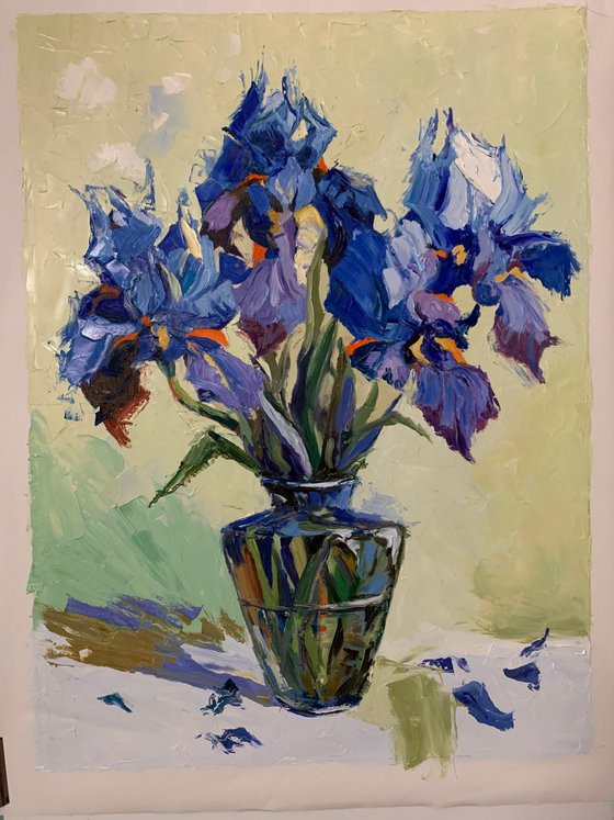 Iris Majesty in Glass.