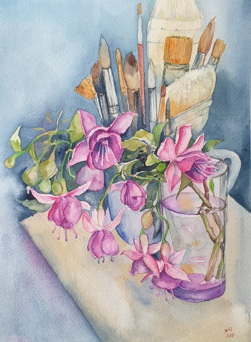 Fushia flowers on painter