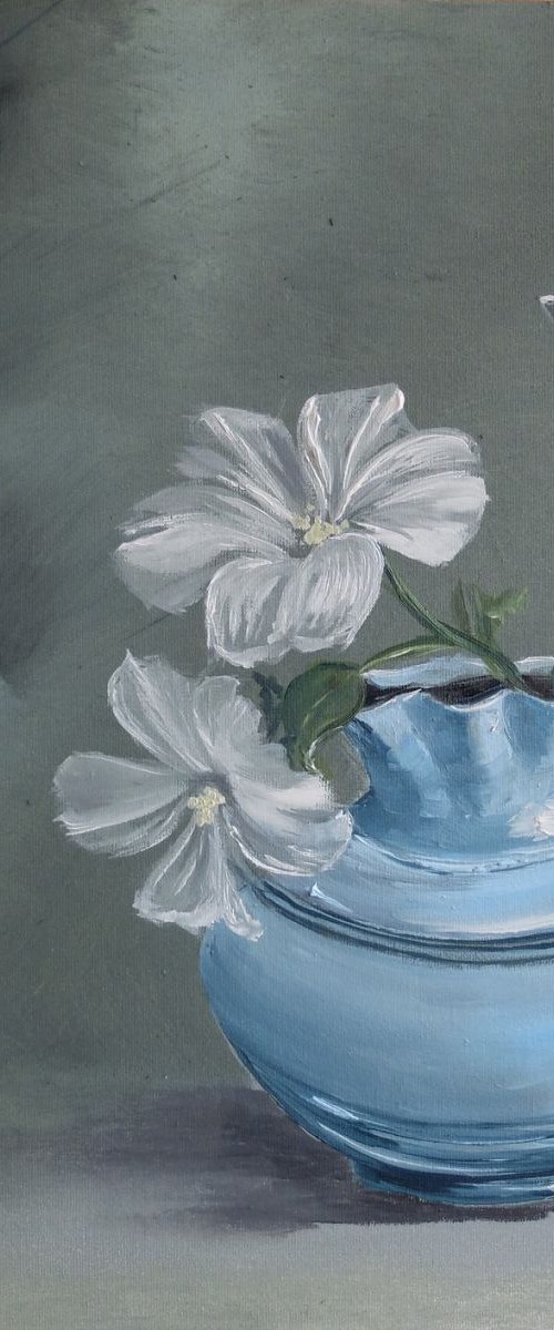 Tender White by Valeriia Radziievska