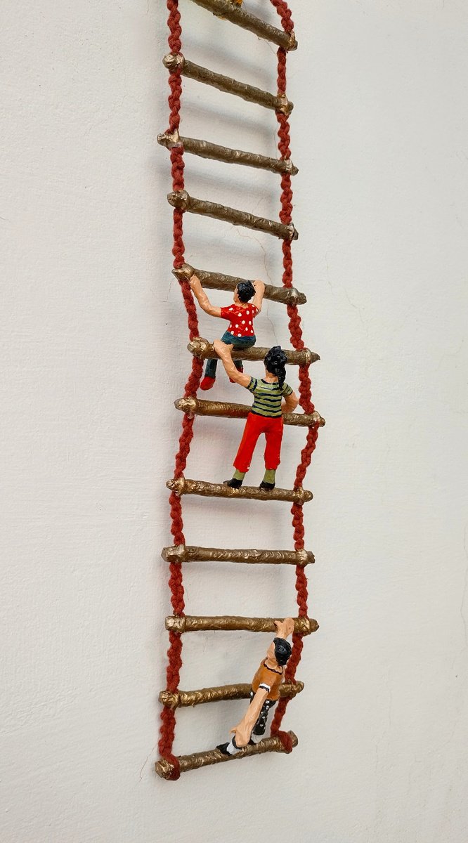 Photorealistic Portrait Sculpture By Shweta Mahajan, 3 X 24", Family Ladder And Love Locks, Original Artwork