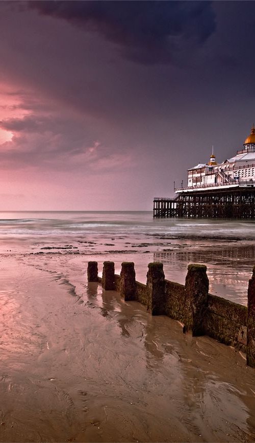 Eastbourne Pier by DAVID SLADE