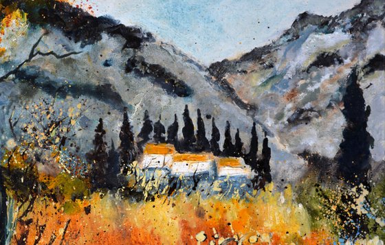 Remote houses in Provence