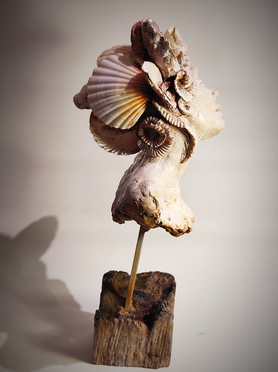 "Siren"Unique clay sculpture