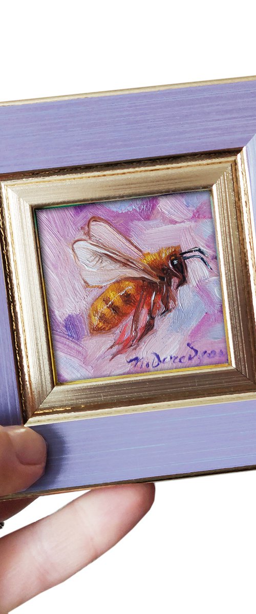 Bee by Nataly Derevyanko