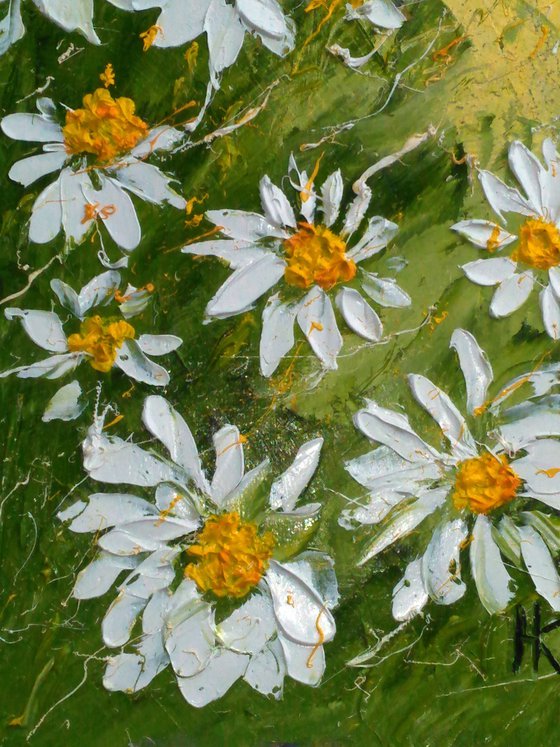 Daisy Painting Floral Original Art OIl Painting Chamomile Meadow Abstract Flowers Impasto Pallete Knife Small Home Wall Art 6 by 8"