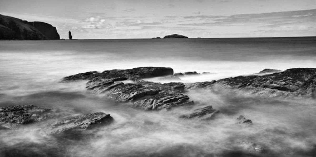 Sandwood Bay - Sutherland Scotland Photograph by Stephen Hodgetts ...