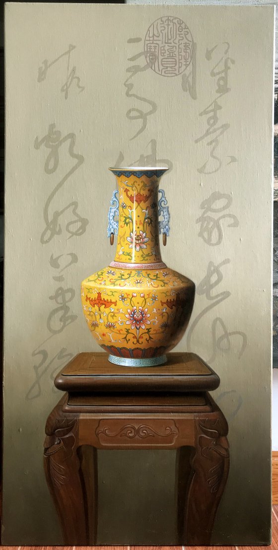 Still life:Chinese China vase on the table