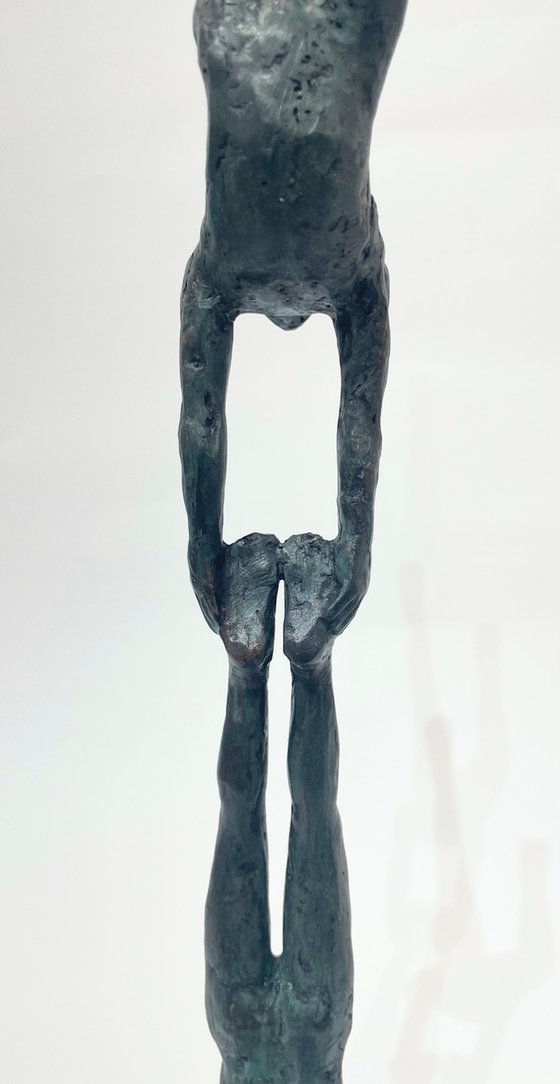 Acrobats Balance, no.VI/VIII