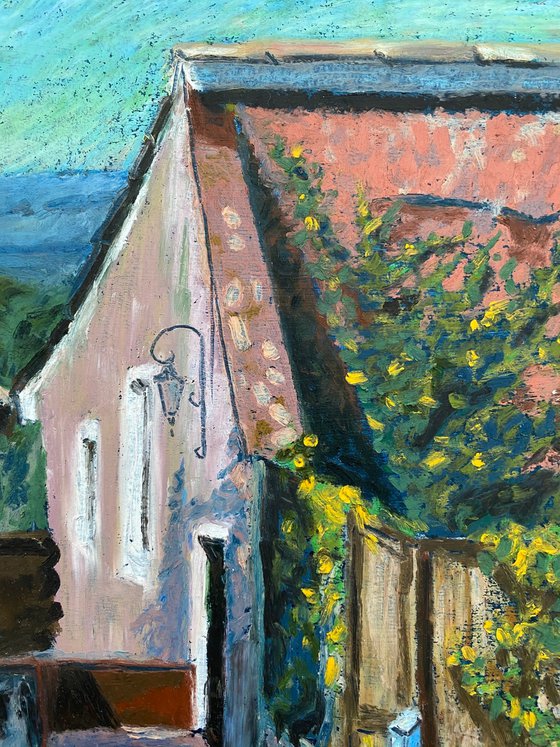 Courtyard in Roussillon