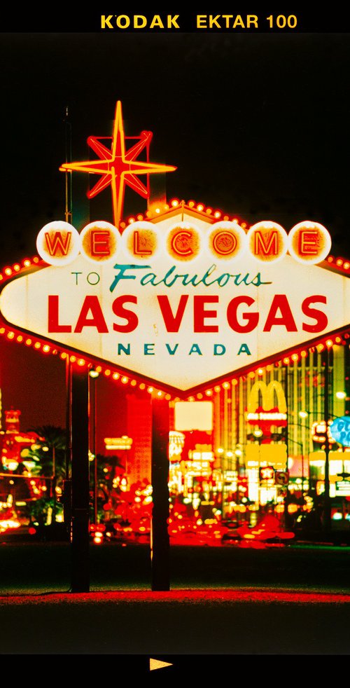 Welcome, Las Vegas by Richard Heeps