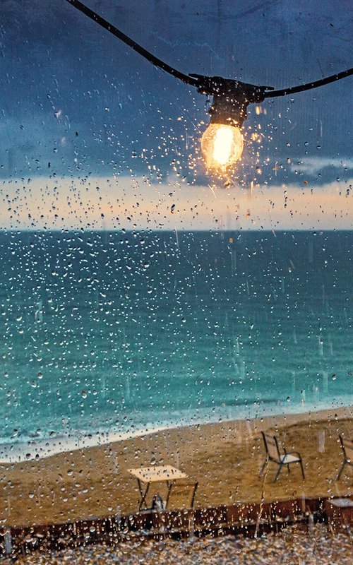 Raining on the coast. by Valerix