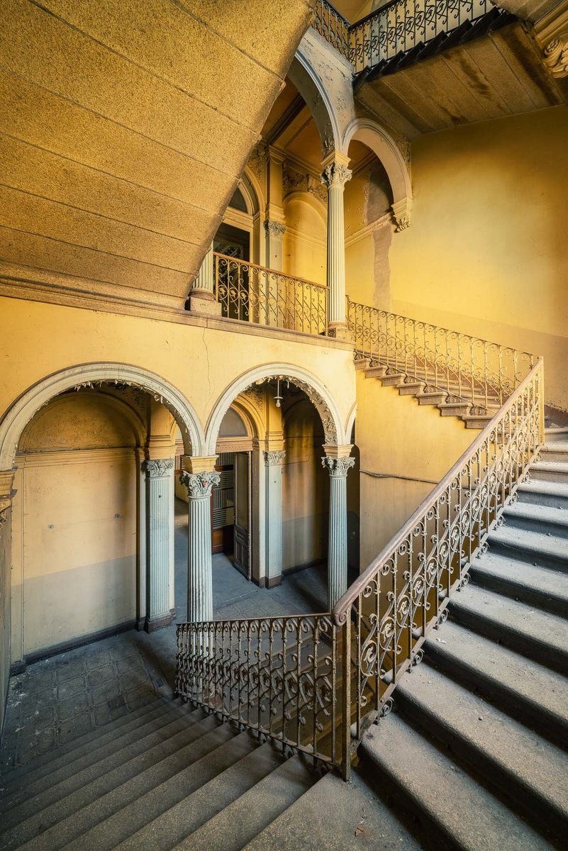 Photorealistic Cityscapes Photograph By Michael Schwan, 35 X 51", Black Gold, Original Artwork