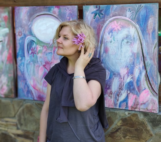 Crocus Milk, right part of the triptych