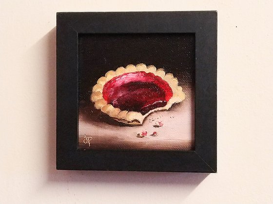 Little Blackcurrant Jam tart still life