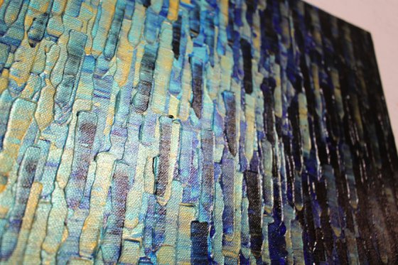 Blue-gold gradient