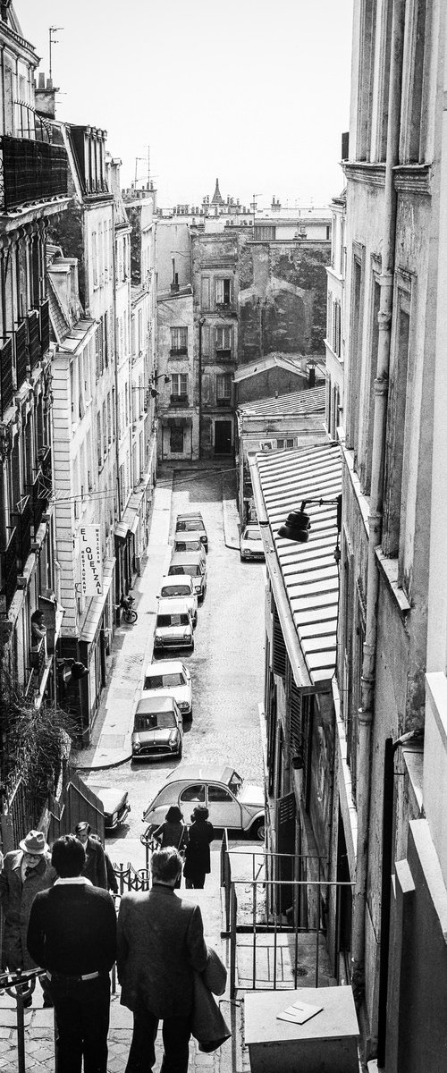 Street View - Montmartre, Paris 1973 by Robbert Frank Hagens