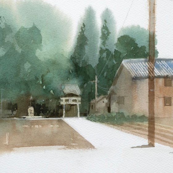 Hometown Shrine in the Quiet Breeze