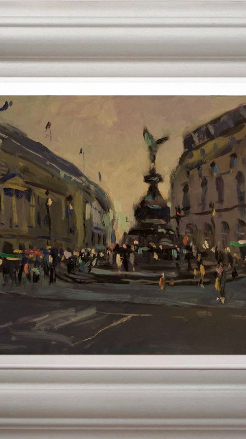 Crowds at Piccadilly by Andre Pallat