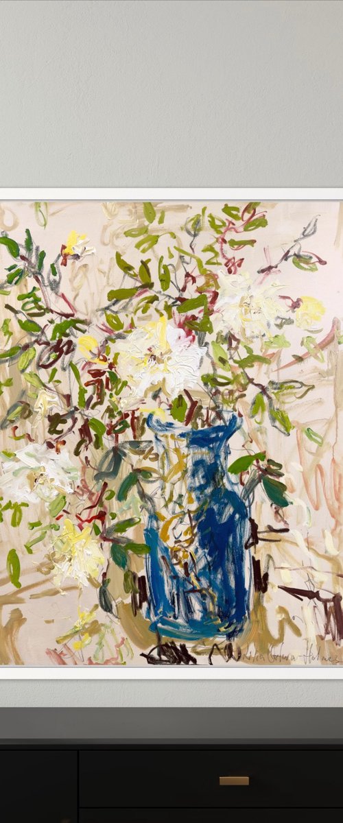 Blue vase by Lilia Orlova-Holmes