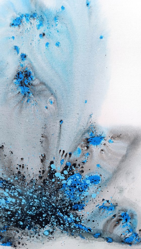 Nature 546 — Fluid Blue on Canvas