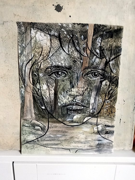 A face in the woods