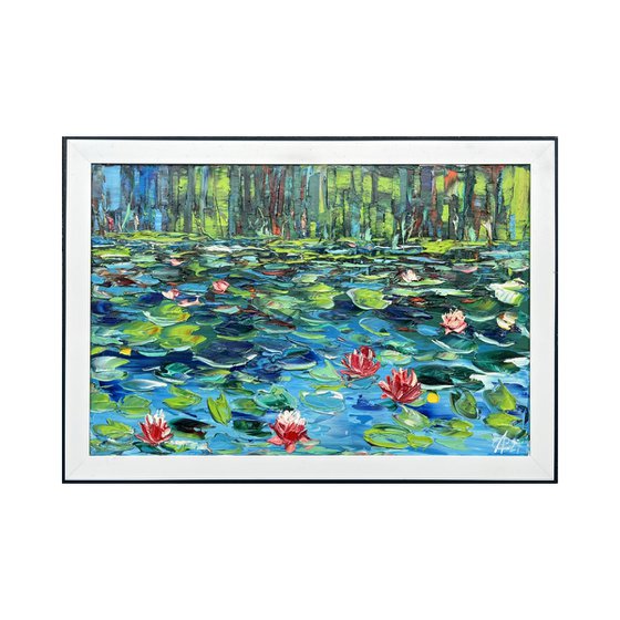 Cache of water lilies