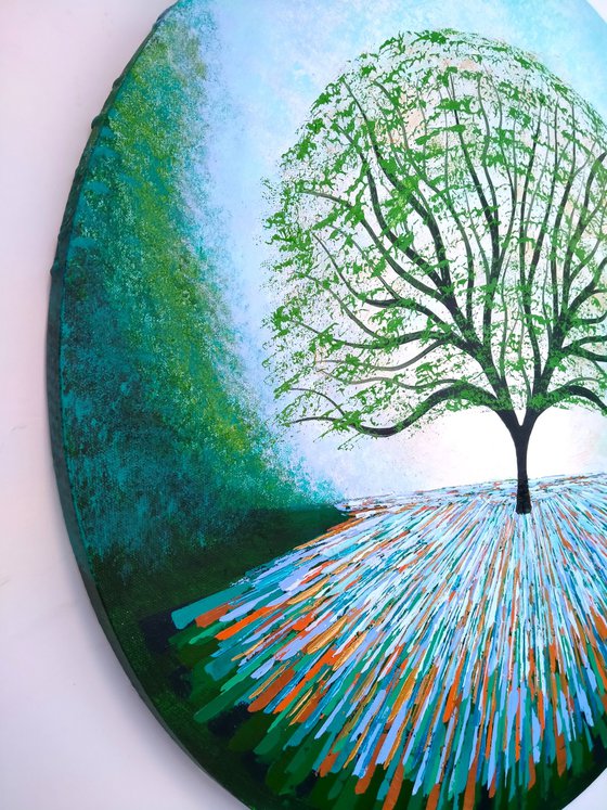 Tree Singing to the Wind