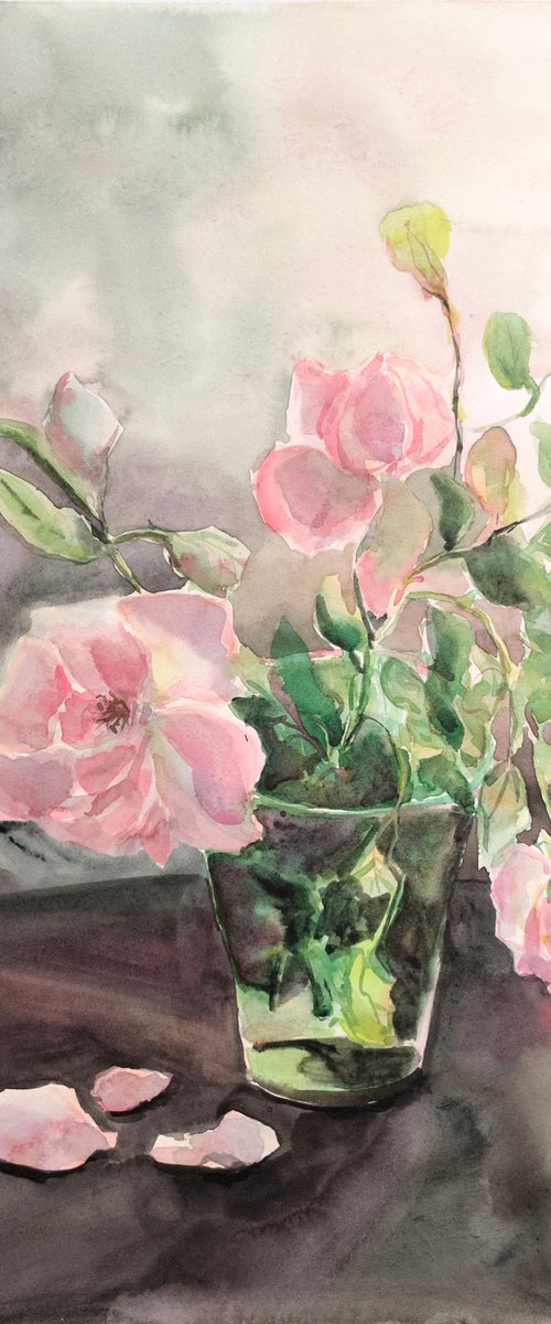 Roses in the glass by Hanna Adzinets