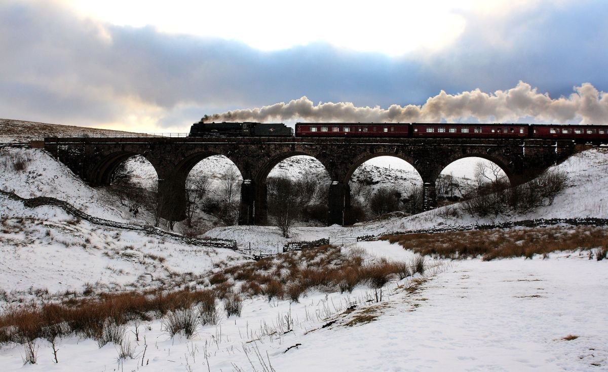 Photorealistic Transport Photograph By Paul Berriff Obe, 31 X 19", Evening Journey, Original Artwork