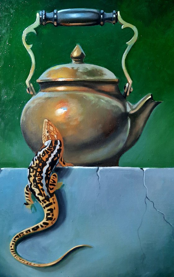 Still life with lizard and kettle (25x35cm, oil painting, ready to hang)