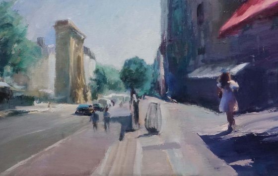 Calm on the main boulevards