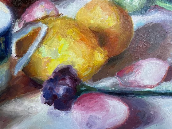 Fruits and Porcelain