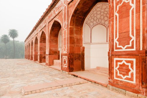 Humayun's Tomb, New Delhi by Tom Hanslien