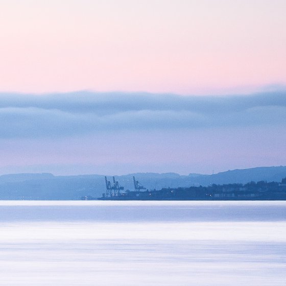 Pastel Dawn on the Clyde