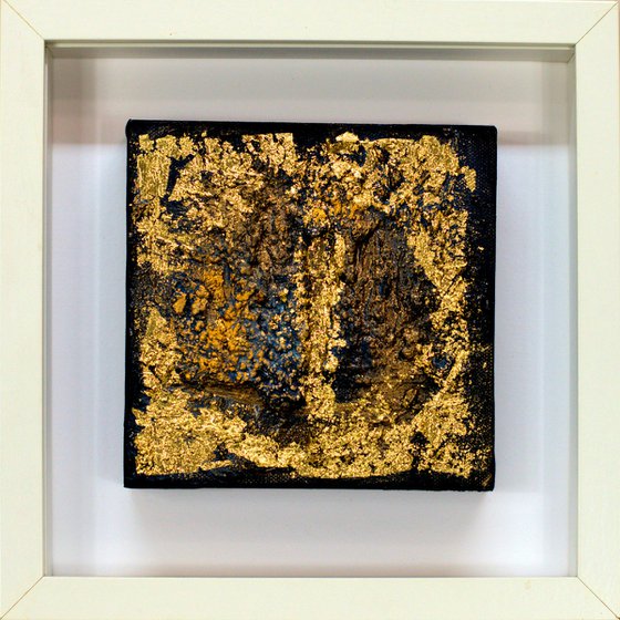 Pure Aurum