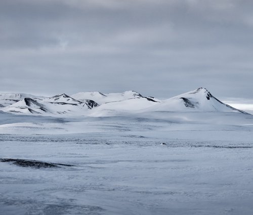 Icelandic mountains Panorama by Paul Nash