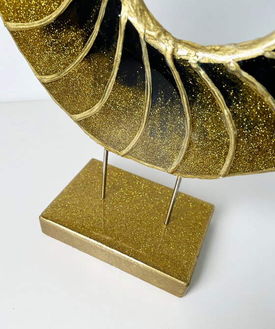 Golden Eye. Table decoration Sculpture 3D. Art. Modern Art. Good Eye. Contemporary decor, Art object