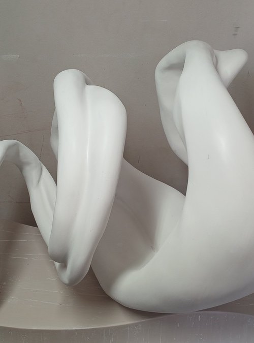 Umbilical by Cristian Cuevas