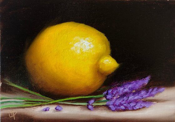 Lemon with lavender