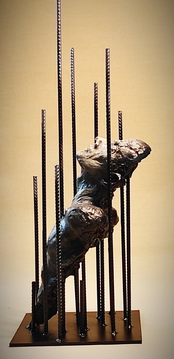 "Resilience pillars " Unique sculpture